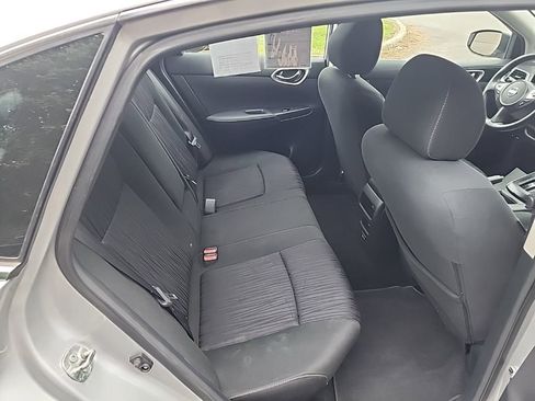 Used 2019 Nissan Sentra SV FWD image 28