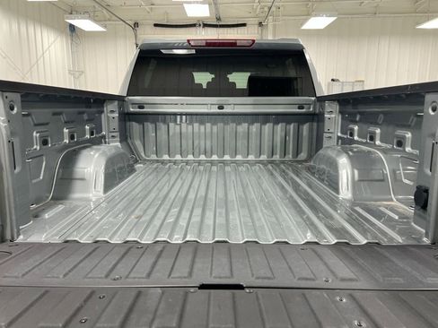 Used 2026 GMC Sierra 1500 SLT AWD/4WD image 23