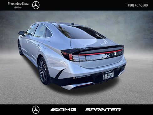 Used 2025 Hyundai Sonata SEL FWD image 4
