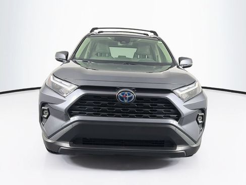 Used 2023 Toyota RAV4 XLE Premium AWD/4WD image 2
