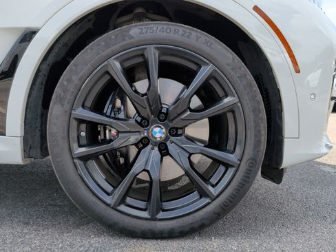 Used 2021 BMW X7 M50i w/ Dynamic Handling Package image 13