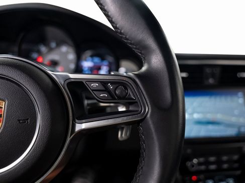 Used 2019 Porsche 911 Carrera 4S image 35