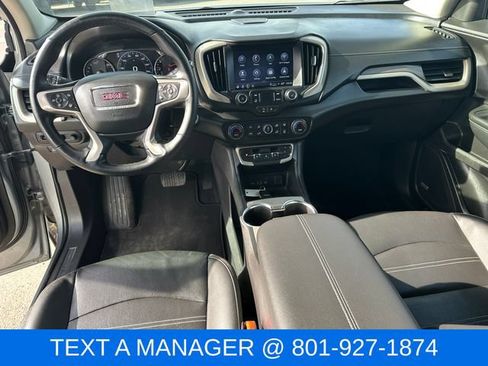 Used 2024 GMC Terrain Denali AWD/4WD image 21