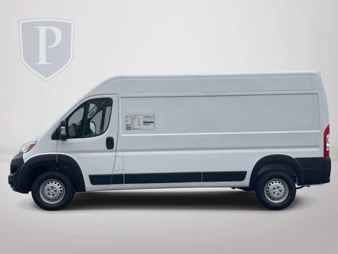 New 2026 RAM ProMaster 2500 w/ Convenience Group FWD image 5