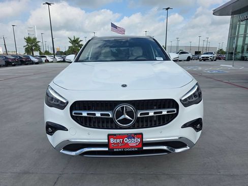 New 2026 Mercedes-Benz GLA 250 image 2