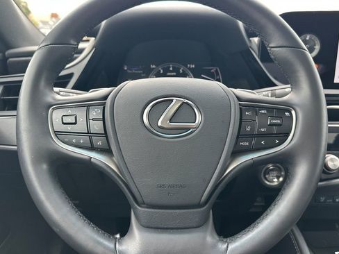 Certified 2025 Lexus ES 350 w/ Premium Package image 22