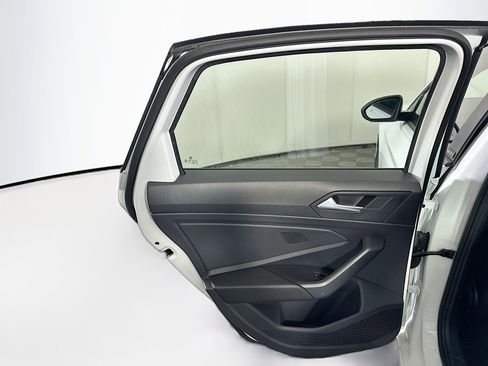 Used 2025 Volkswagen Jetta Sport image 26