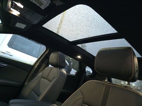 Used 2021 Chevrolet Blazer Premier w/ Driver Confidence II Package image 3