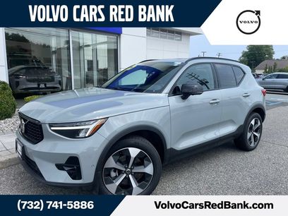 Used 2025 Volvo XC40 B5 Plus