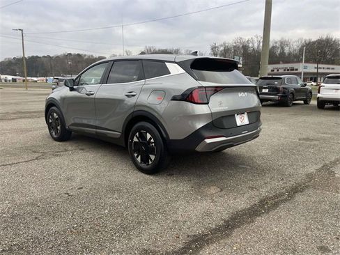 New 2026 Kia Sportage LX image 4