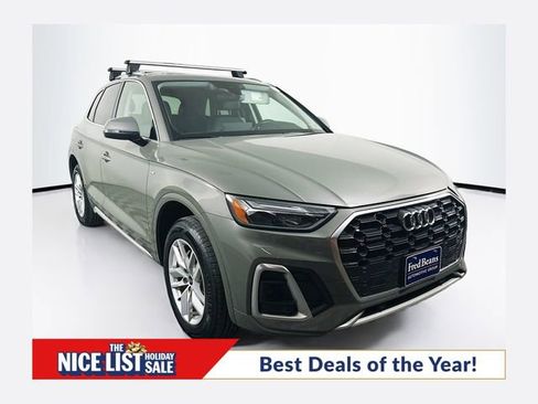 Used 2023 Audi Q5 2.0T Premium w/ Convenience Package image 1