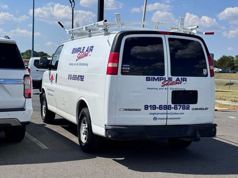 Used 2006 Chevrolet Express 1500 RWD image 6