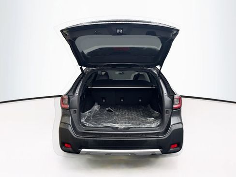 Used 2023 Subaru Outback Limited XT image 17