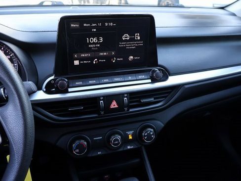 Used 2024 Kia Forte LXS w/ LXS Technology Package image 24