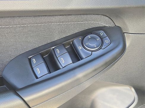 Used 2023 Chevrolet TrailBlazer ACTIV w/ Driver Confidence Package image 22