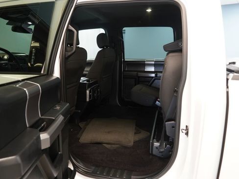 Used 2015 Ford F150 XLT w/ Equipment Group 301A Mid image 18