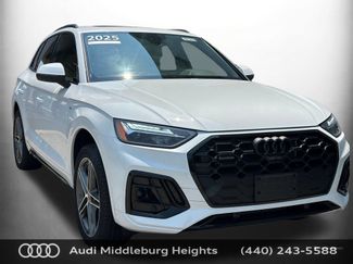 Used 2025 Audi Q5 e Premium Plus w/ Premium Plus Package AWD/4WD 360° Tour