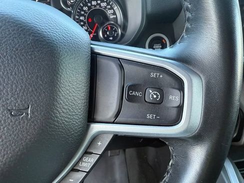 Used 2020 RAM 1500 Big Horn AWD/4WD image 32