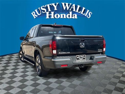 Used 2019 Honda Ridgeline RTL-T image 3