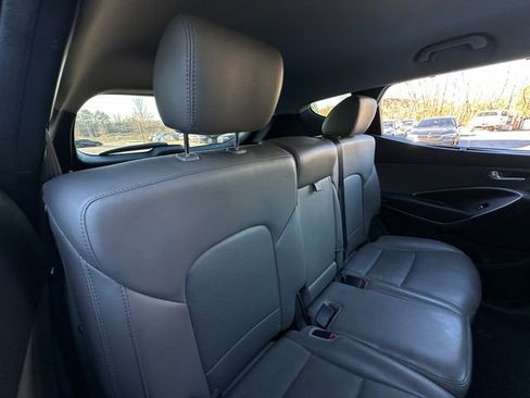 Used 2017 Hyundai Santa Fe Sport image 32