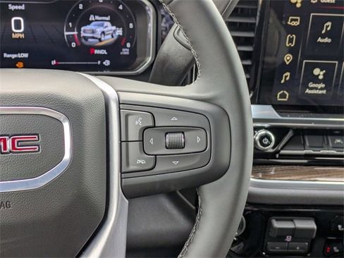 New 2026 GMC Sierra 1500 Elevation image 18