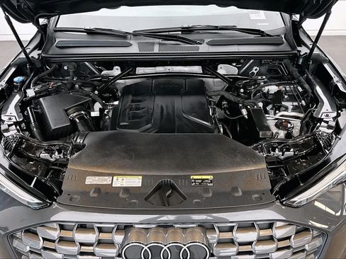 Certified 2025 Audi Q5 Premium Plus w/ Premium Plus AWD/4WD image 30