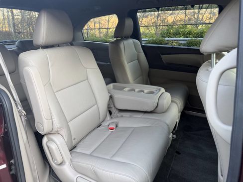 Used 2016 Honda Odyssey EX-L image 33