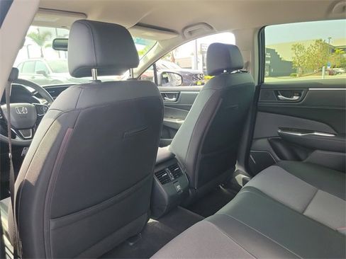 Certified 2019 Honda Clarity Plug-In Hybrid image 14