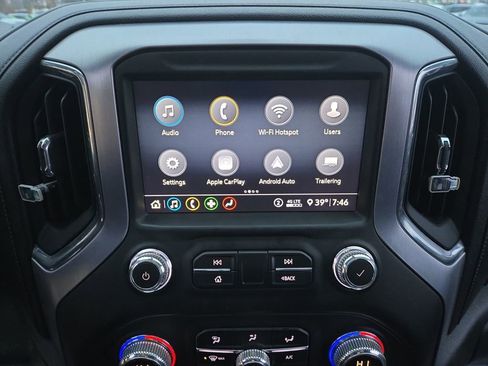 Used 2020 GMC Sierra 1500 Elevation w/ Elevation Value Package image 21