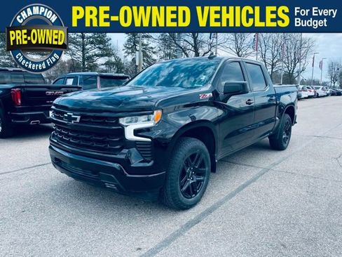 Used 2022 Chevrolet Silverado 1500 RST image 1