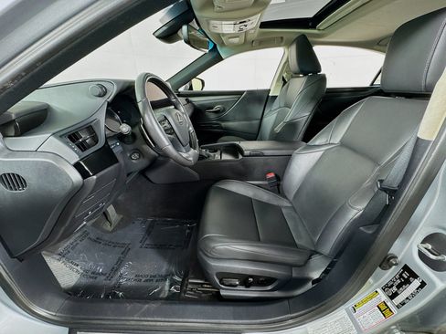 Used 2023 Lexus ES 350 w/ Premium Package FWD image 11