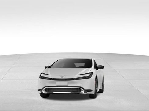 New 2026 Toyota Prius XLE image 18