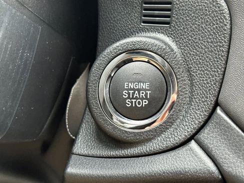 New 2025 Subaru Outback Touring XT image 26