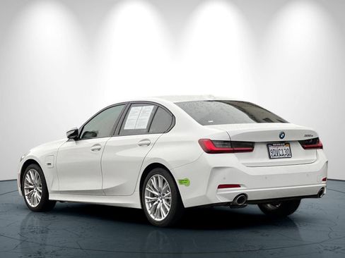 Used 2023 BMW 330e w/ Driving Assistance Package image 6