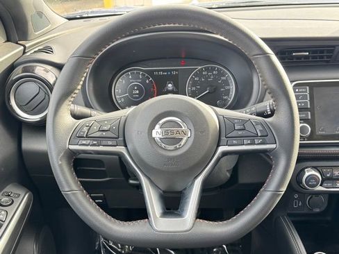 Used 2020 Nissan Kicks SR w/ SR Premium Package image 19