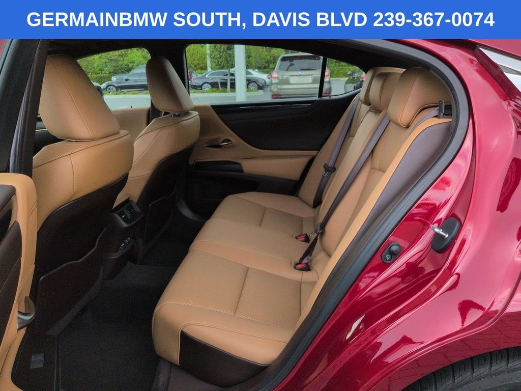 Used 2020 Lexus ES 350 w/ Accessory Package FWD image 16