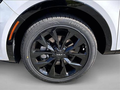 Used 2023 Kia Sorento SX FWD image 10