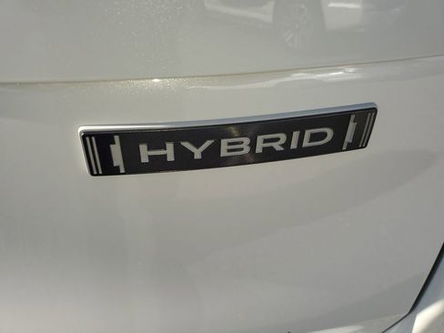Certified 2025 Subaru Forester Sport w/ Protection Package (1PH) AWD/4WD image 18