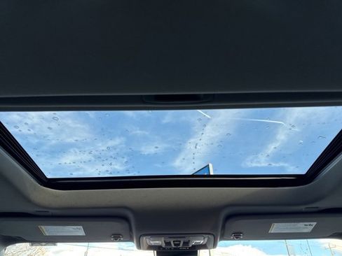 Used 2023 Chevrolet Silverado 1500 LTZ image 16