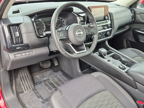 Used 2022 Nissan Pathfinder SV w/ SV Premium Package AWD/4WD image 12