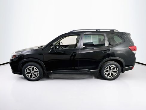 Used 2021 Subaru Forester Premium AWD/4WD image 8