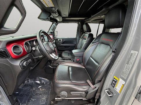 Used 2020 Jeep Wrangler Unlimited Rubicon image 2