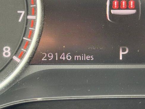 Used 2025 Nissan Pathfinder SV image 19