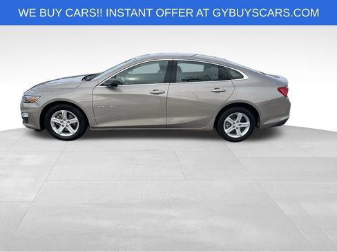 Used 2024 Chevrolet Malibu LS image 3