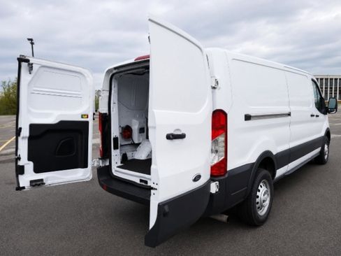 Used 2023 Ford Transit 150 Low Roof AWD image 11