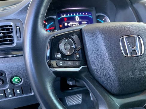 Used 2020 Honda Pilot Touring image 23