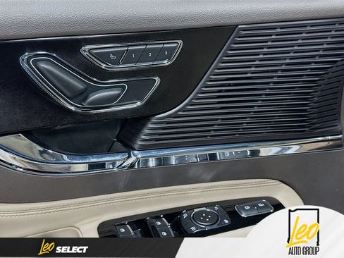 Used 2022 Lincoln Corsair AWD w/ Equipment Group 101A image 21