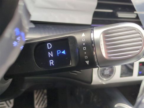 New 2025 Hyundai Ioniq 6 Limited image 17