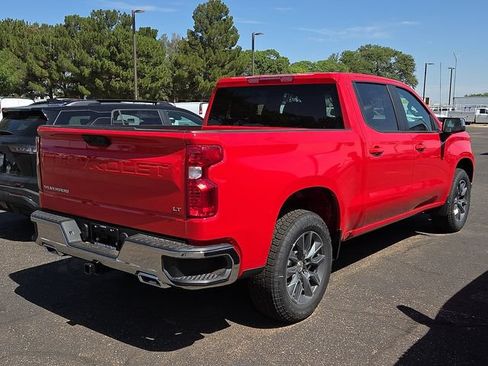 New 2026 Chevrolet Silverado 1500 LT w/ Z71 Off-Road Package AWD/4WD image 3