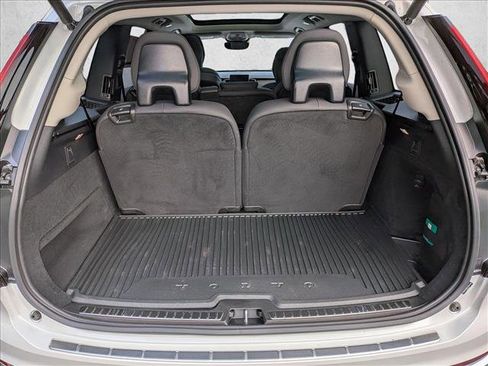 Certified 2025 Volvo XC90 B6 Plus w/ Protection Package Premier image 6